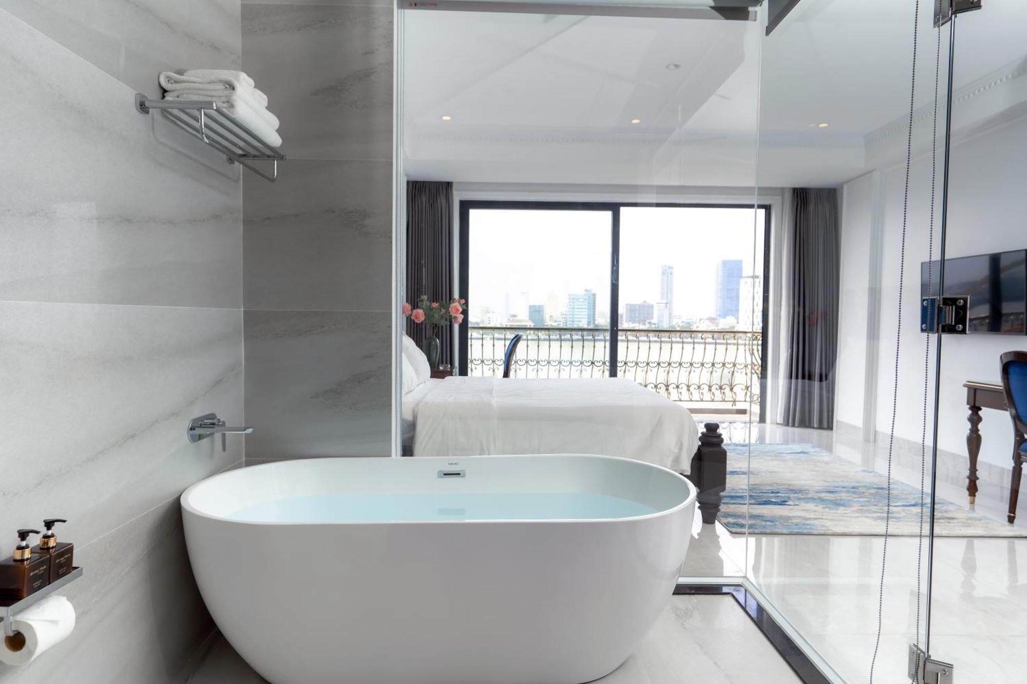 Quang Minh Riverside Hotel Danang Екстериор снимка